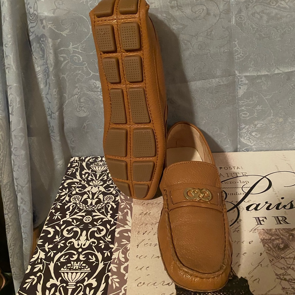 New!  Cole Haan women driver’s.